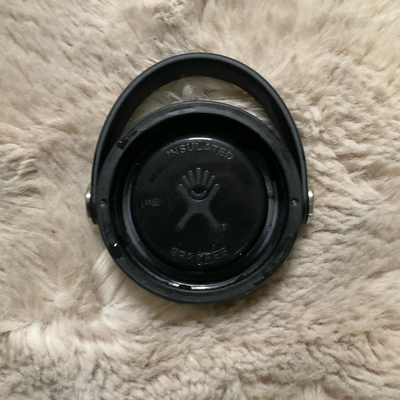 Hydro Flask 18 oz OD Green Water Bottle Insulated Loop Cap - Picture 9 of 9